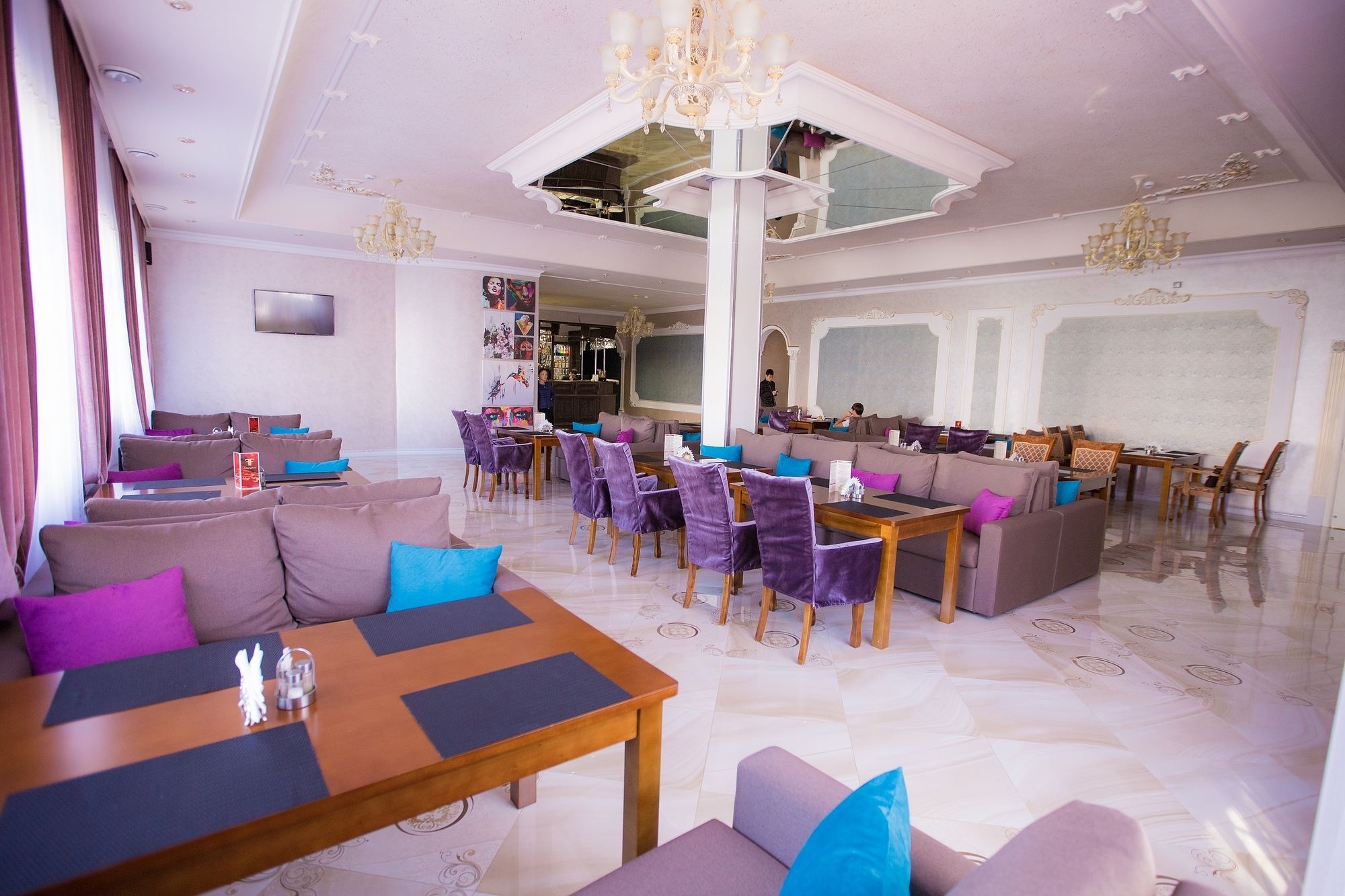 Boutique Tomiris Отель Астана